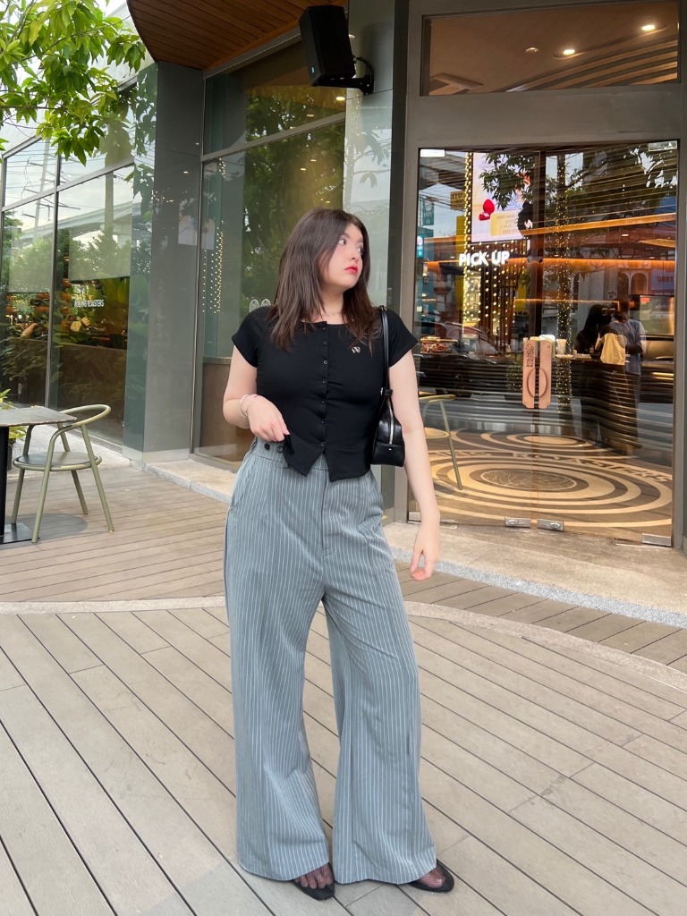 เสื้อสาวอวบ